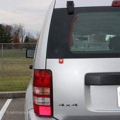 Maple Leaf car sticker tailribbon on a Jeep