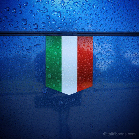 Flag of Italy car sticker - 1 3/8" x 1 3/4"